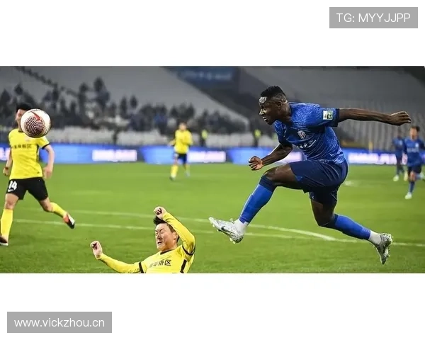 上海申花争冠之路遭遇战术分歧危机，核心体系漏洞暴露豪门定位挑战！