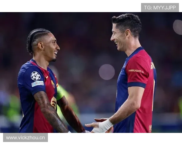 登贝莱与拉菲尼亚边锋战术角色与终结效率对比解析